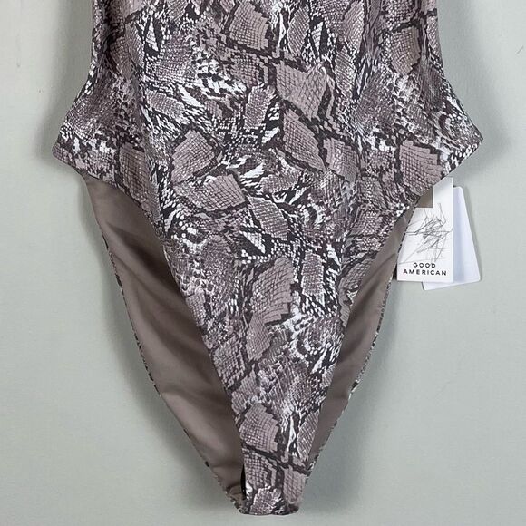 Good American Barely There One-Piece Swimsuit in Sand Snake Size XL NEW - Picture 5 of 12